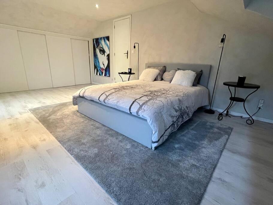 Charmante Maison De Vacances Vaux-sur-Sure Екстер'єр фото